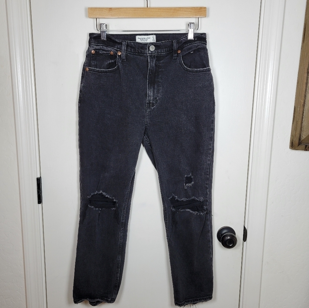 Abercrombie & Fitch Ultra High Rise Ankle Straight Jeans Size 28/6S Black